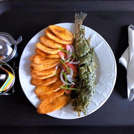 ホテル Relais Saint Jacques Yaoundé エクステリア 写真