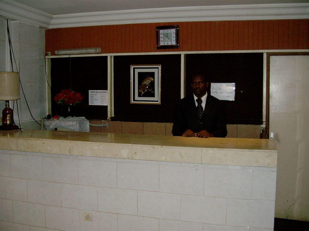 ホテル Relais Saint Jacques Yaoundé エクステリア 写真