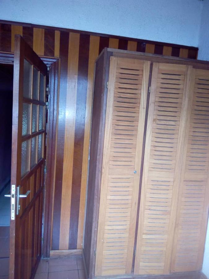 ホテル Relais Saint Jacques Yaoundé エクステリア 写真